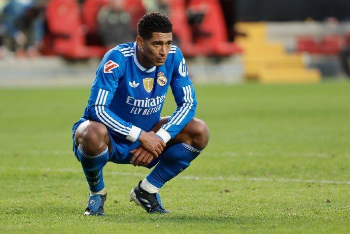 乐鱼APP-死磕穆里尼奥!皇马欧冠大名单公布,姆巴佩领衔,后防主力缺席