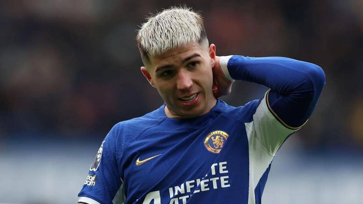 乐鱼APP-死磕穆里尼奥!皇马欧冠大名单公布,姆巴佩领衔,后防主力缺席