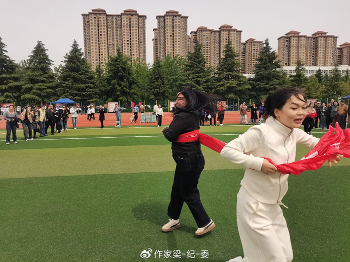 乐鱼在线-陕西服装工程学院举办2026年教职工趣味运动会|艺术设计学院分工会|信息工程学院分工会|乒乓球|乒乓球比赛|陕西省_新浪体育_新浪新闻
