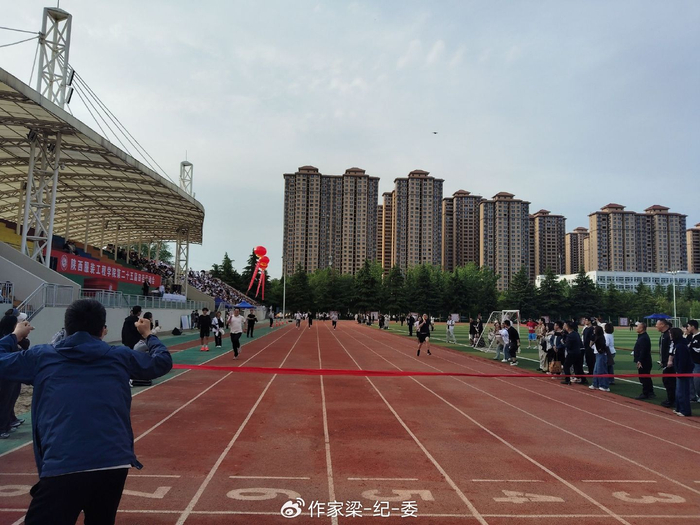 乐鱼在线-陕西服装工程学院举办2026年教职工趣味运动会|艺术设计学院分工会|信息工程学院分工会|乒乓球|乒乓球比赛|陕西省_新浪体育_新浪新闻